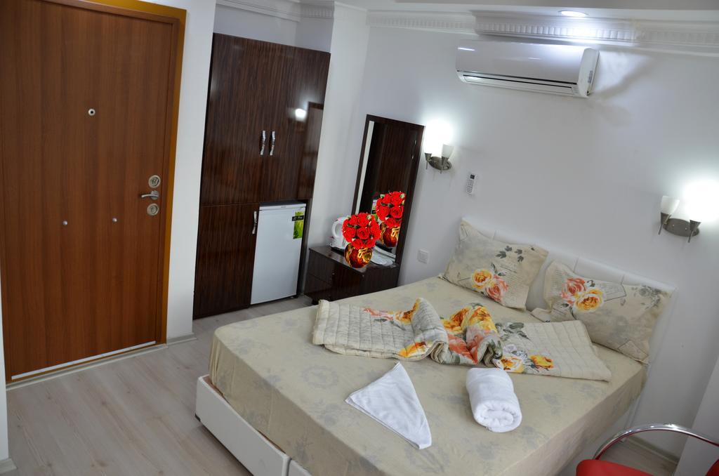 Ayasofya Deluxe Apart Istanbul Bagian luar foto