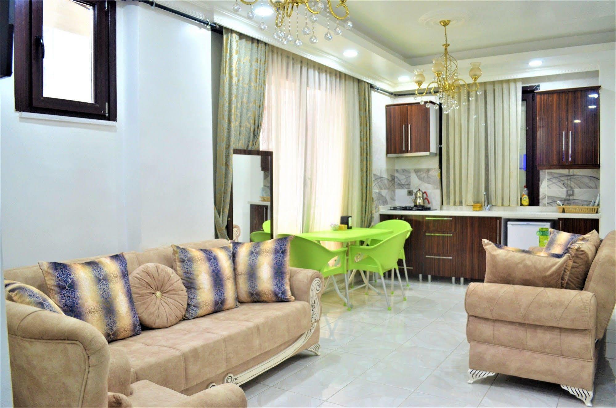 Ayasofya Deluxe Apart Istanbul Bagian luar foto