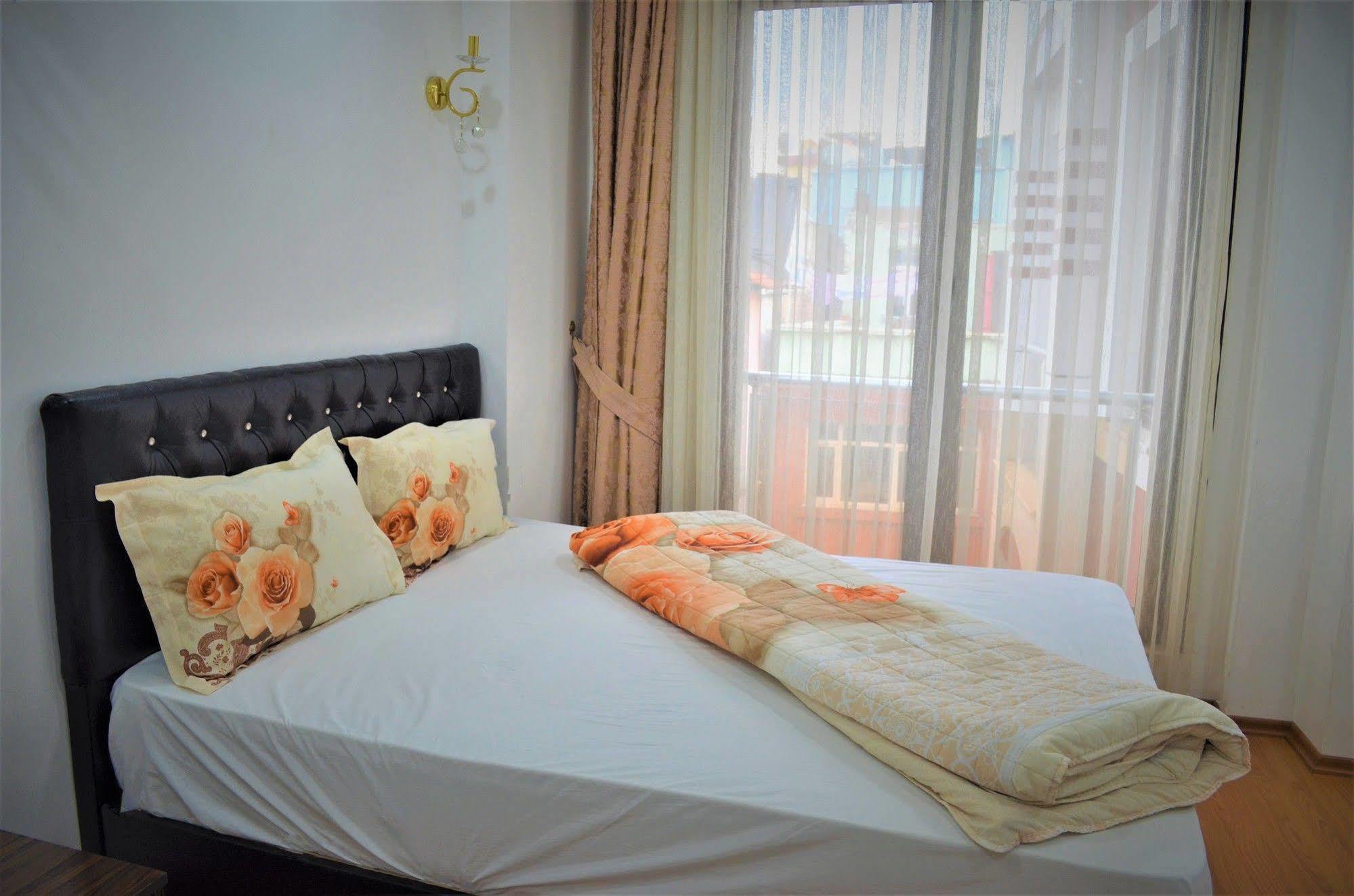 Ayasofya Deluxe Apart Istanbul Bagian luar foto
