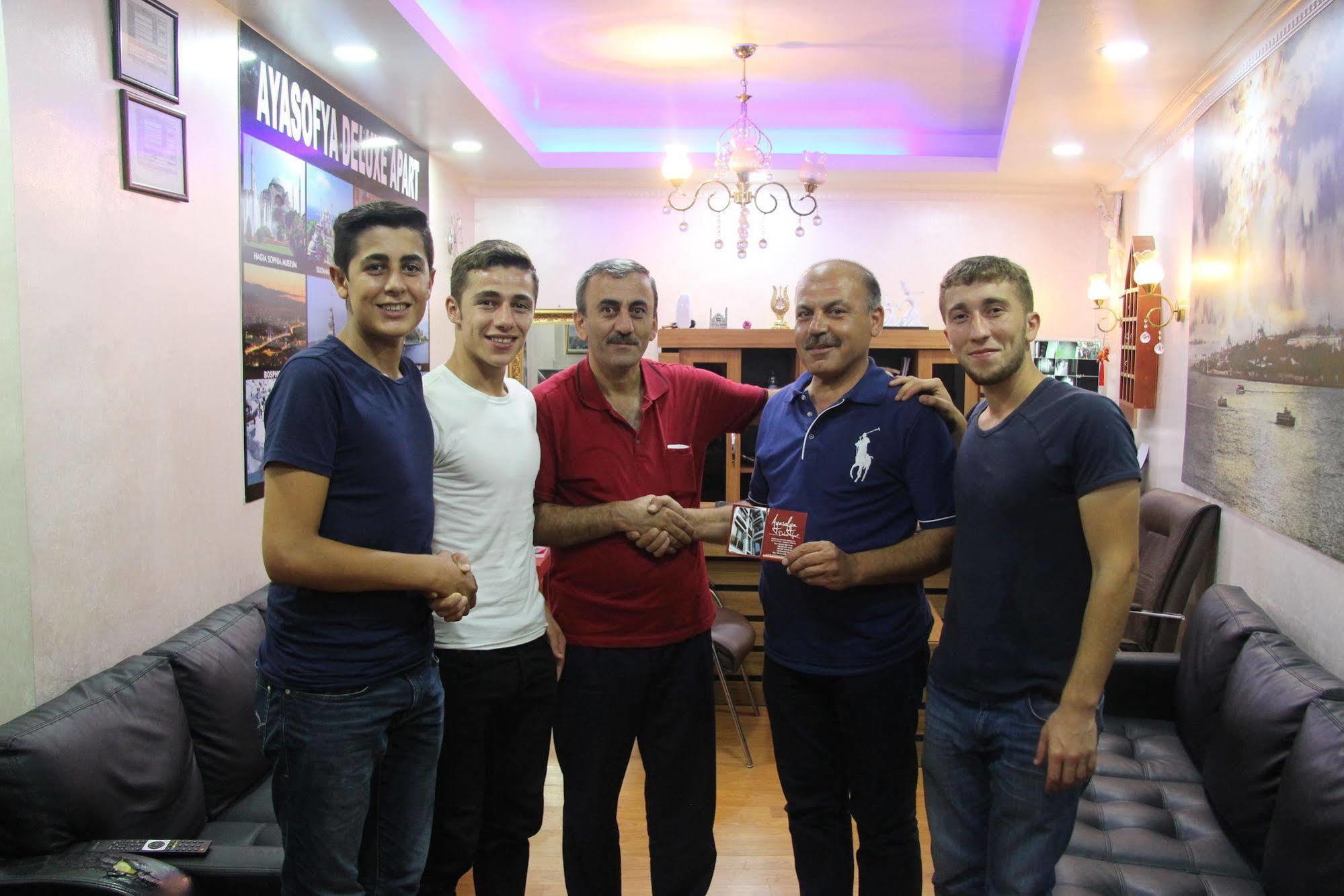 Ayasofya Deluxe Apart Istanbul Bagian luar foto