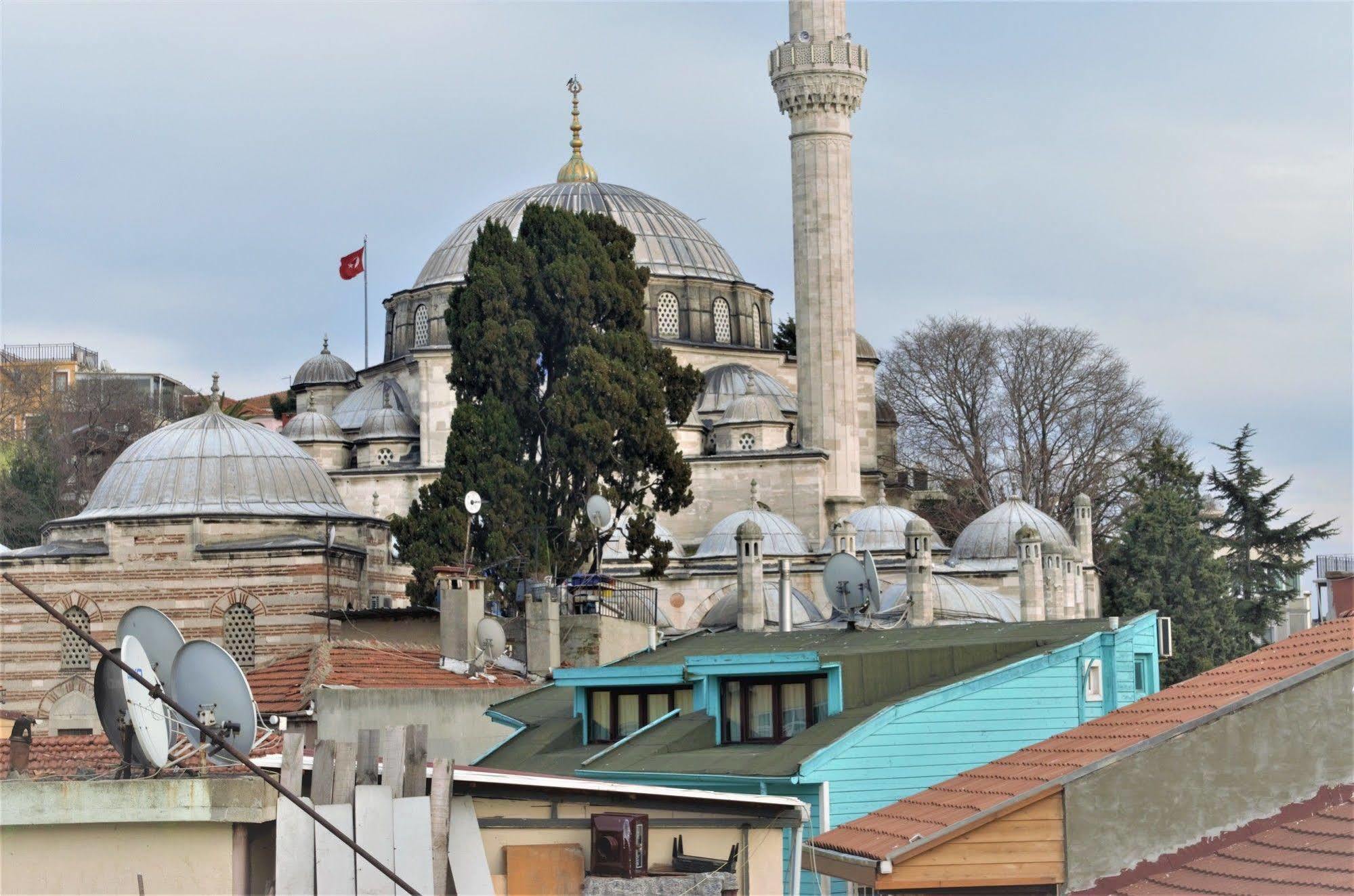 Ayasofya Deluxe Apart Istanbul Bagian luar foto